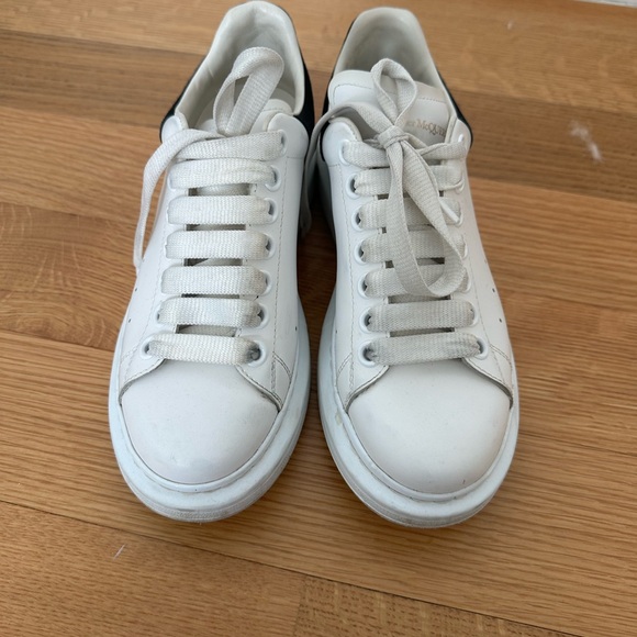 Alexander McQueen sneakers - Picture 4 of 5